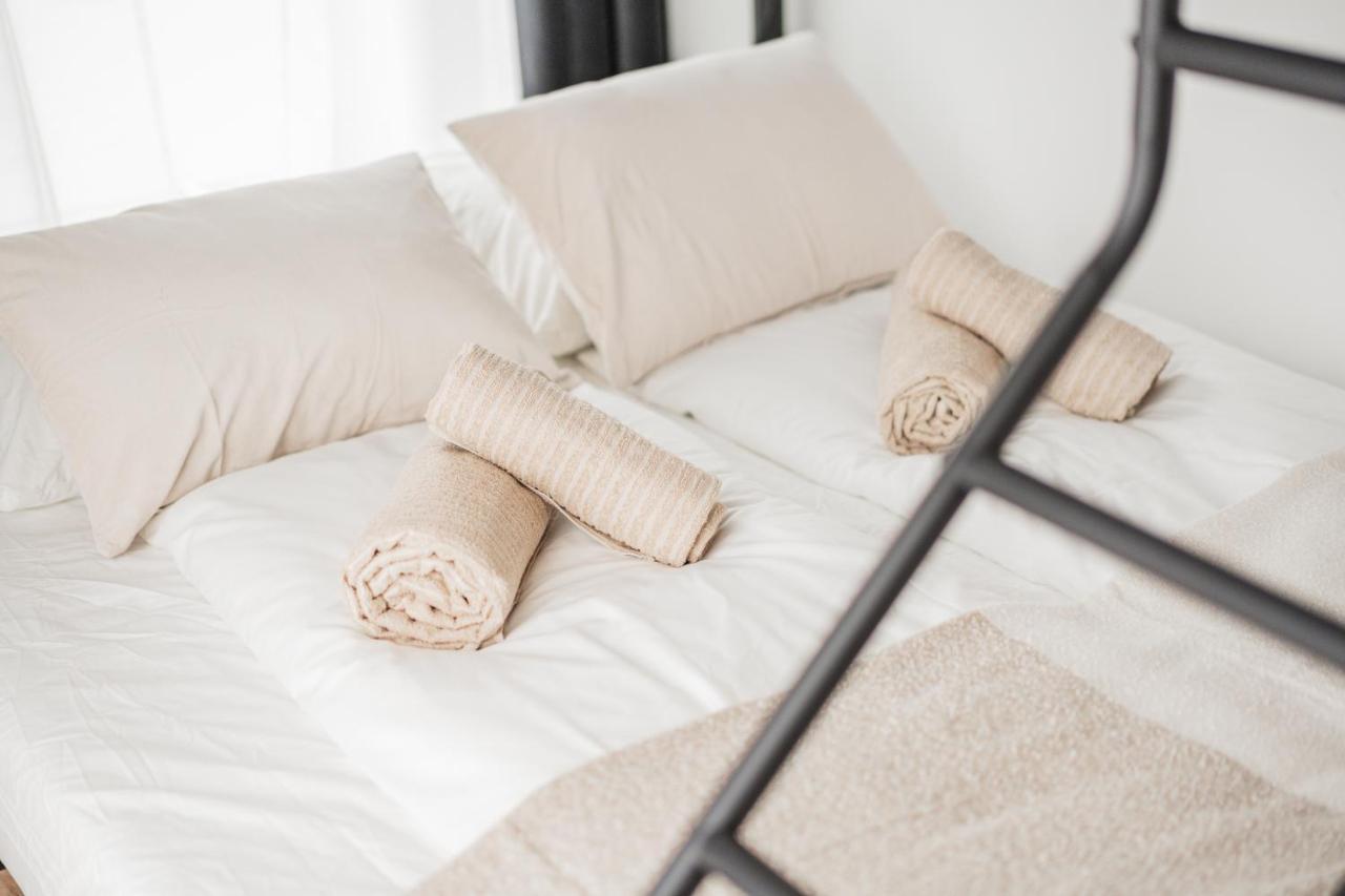 Chic Central City Rooms By Home2 Вена Экстерьер фото