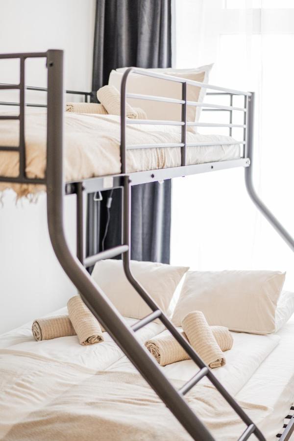 Chic Central City Rooms By Home2 Вена Экстерьер фото