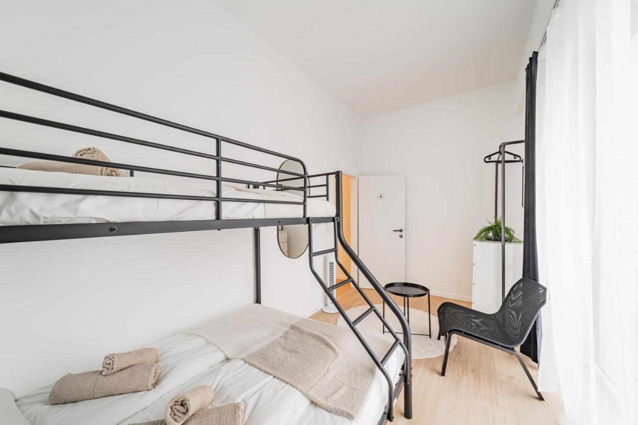 Chic Central City Rooms By Home2 Вена Экстерьер фото